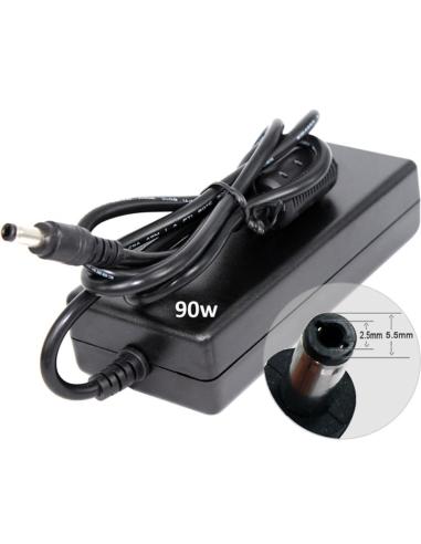 CARGADOR PARA PORTÁTIL ACER / ASUS / TOSHIBA 90W 19V 4.74A 5.5 MM X 2.5 MM (5704194752)